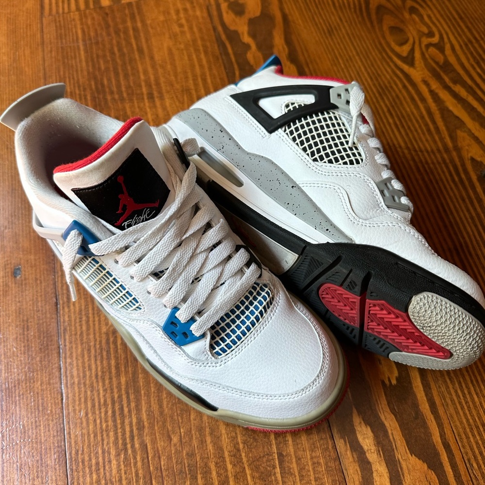 Air Jordan 4 Retro Sneakers 🏀